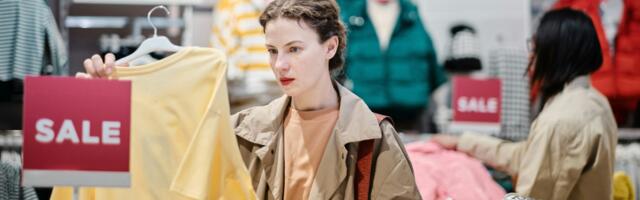 People who grew up lower-middle-class tend to do these 10 things without realizing it