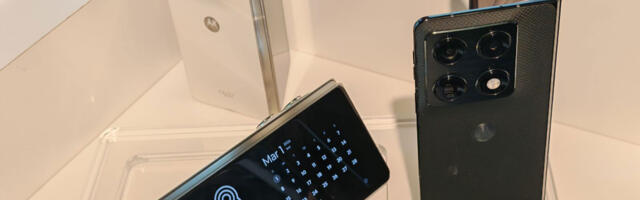 Motorola Razr Fold Debuts at MWC 2026 with Triple 50MP Camera and Massive 6,000mAh Battery In A Thin Body