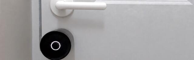 The Yale Linus Smart Lock L2 Lite is a clever, affordable Matter lock with no subscription fee, but a few rough edges
