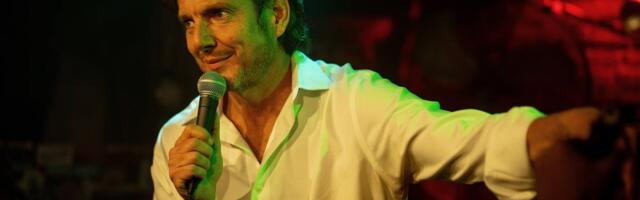 Is This Thing On? review: Will Arnett and Bradley Cooper flop on stand-up comedy