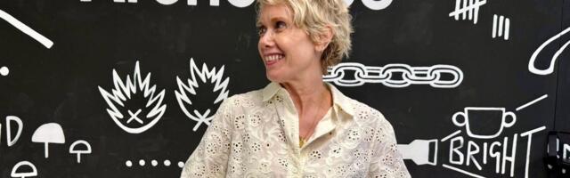 I've led teams in 5 cities around the world. Here are 3 hacks for dressing to impress at work.