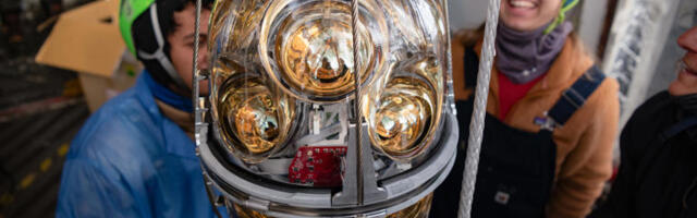 [Перевод] Частицы, погребённые в антарктическом льду, могут дать ответы на главные вопросы о Вселенной