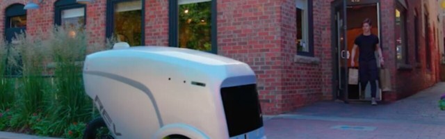 These cute robots are now delivering pizza across Austin, Texas