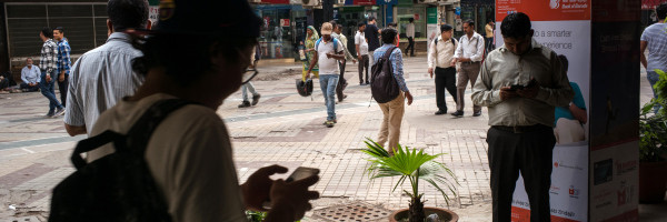 Smartphone shipments rebound to an all-time high in India