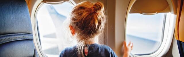 Why Airplanes Can't Have Bigger Windows