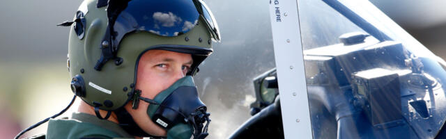 Why Fighter Jet Pilots Need To Wear Oxygen Masks