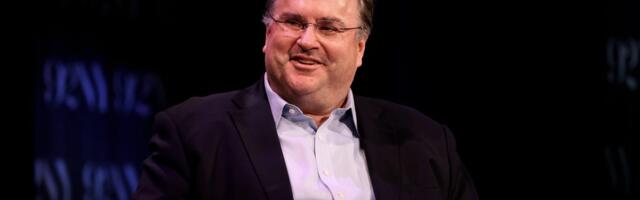 Reid Hoffman says 15 people using AI can compete with 150 who aren't