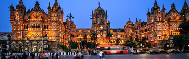 I grew up in Mumbai and have lived here for years. First-time visitors often make these 8 mistakes.