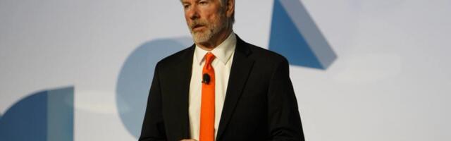 Michael Saylor's Strategy added 13,927 bitcoin for $1 billion