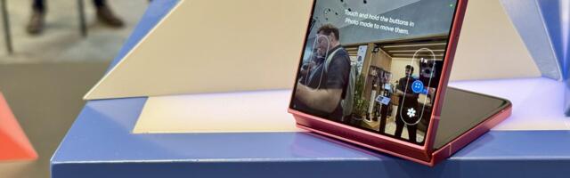 Samsung’s latest patent suggests a flip you can fold inward or outward