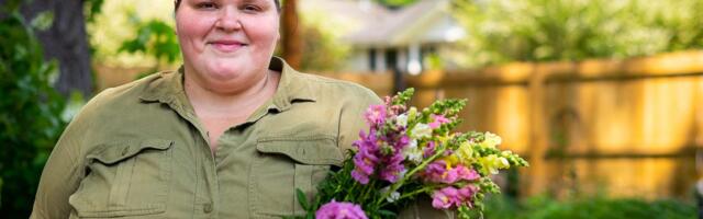 I asked strangers to let me grow flowers in their yards, and 40 people said yes. I turned their kindness into a business.