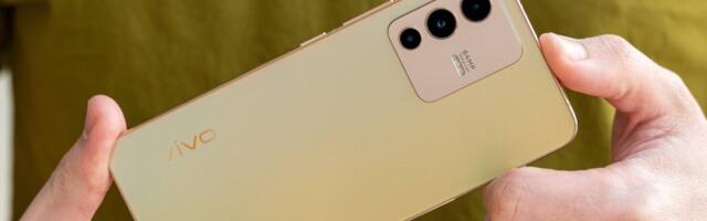 vivo V23 receives Android 14 update