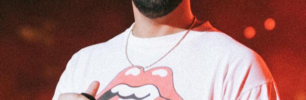 Drake’s betting curse continues, loses $565,000 in Fury vs Usyk fight
