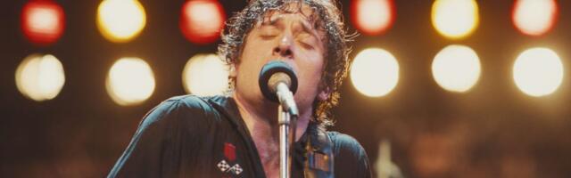 Yes, Jeremy Allen White is actually singing in 'Deliver Me from Nowhere' — and Bruce Springsteen approves Yes, Jeremy Allen White is actually singing in 'Deliver Me from Nowhere' — and Bruce Springsteen approves