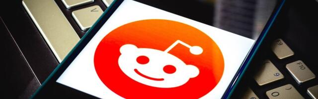 Reddit stock surges higher on strong advertising projections