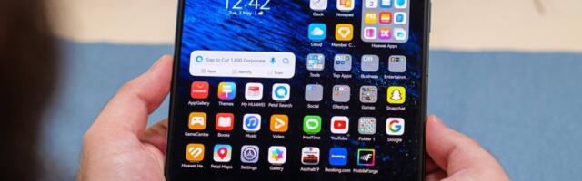 Huawei reclaims the top spot in Vhinese foldable smartphone market in H1 2023