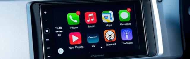 WhatsApp now works on Apple CarPlay, but there’s a catch