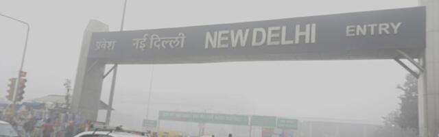 Air Pollution and Extreme Fog Disrupts Flights in Delhi Amid Peak Tourism Season