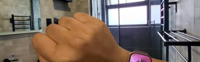 Apple Watch Series 10 now plays music, so I danced in the shower with it — things didn't go as planned