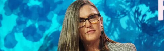 Cathie Wood’s ARK Buys Over $13M Worth Coinbase Shares During Market Rout