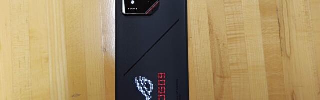 Review: Asus ROG Phone 9 Pro Lets You Play Games From Front to Back