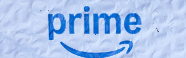 Amazon secretly slowed deliveries, deceived anyone who complained, lawsuit says