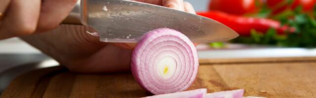 I'm a chef with over 15 years of experience. Here are 12 tips I learned in culinary school that at-home cooks should know.