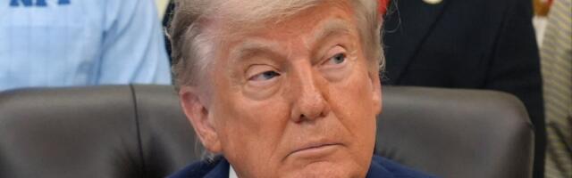 Trump signs watered-down AI vetting order after Maga infighting