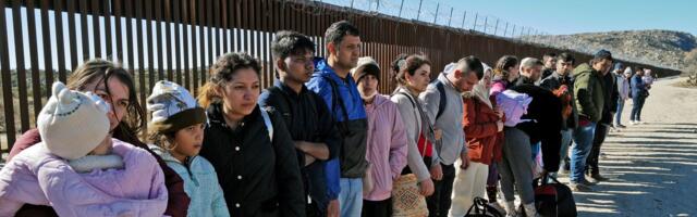 Biden weighs a “shocking” revival of Trump’s immigration agenda