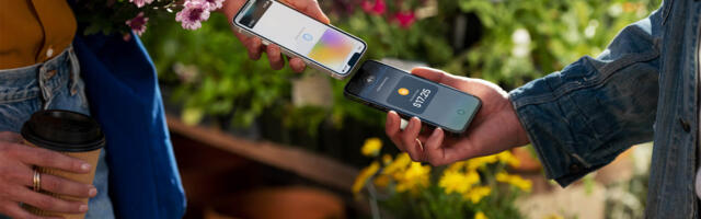 Your iPhone Will be Able to Accept Contactless Payments This Year