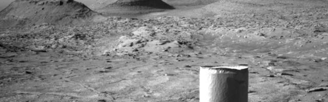 Marvel at Mars’ ancient landscape, captured by Curiosity