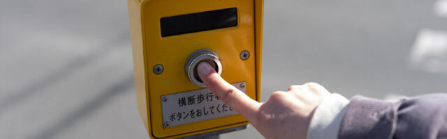 Do The Crosswalk Buttons On Traffic Lights Actually Work?