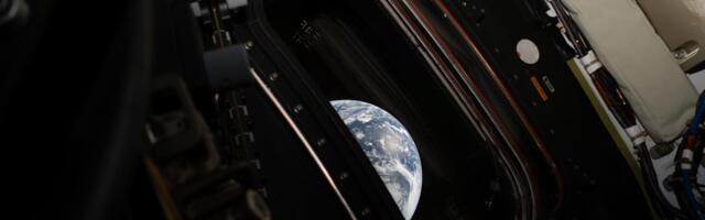 The Artemis II crew snapped some mesmerizing photos of Earth