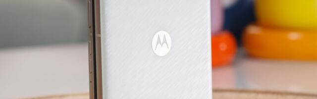Motorola's latest foldables are finally getting Android 16 in the US