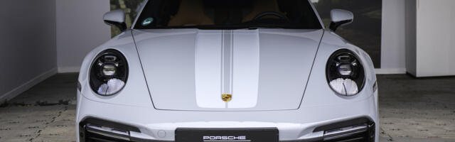 New Porsche Patent Reveals Racing Stripes When You Switch Into Sport Mode