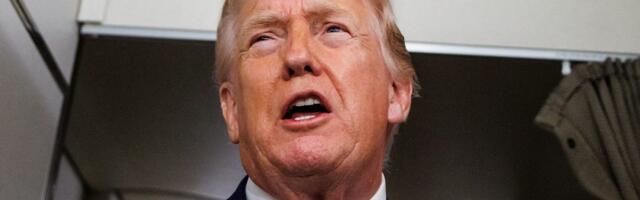 Trump says 'WE'RE SCREWED!' if the Supreme Court overturns his tariffs