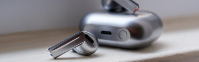 Just like Apple AirPods: Even Samsung wants to add cameras to Galaxy Buds