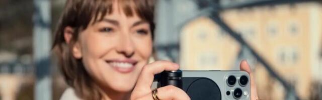 Leica launches an expensive iPhone camera grip