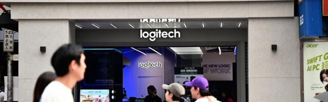 Logitech's Rumored Folding Mouse Is Like a Little Flip Phone