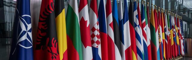 NATO approves the iPhone and iPad for classified use