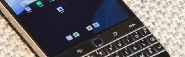 BlackBerry Classic Returns As Android-Powered Zinwa Q25 Pro For $400