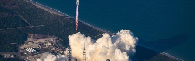 NASA sends twin spacecraft to Mars with a push from Blue Origin