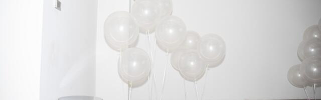 Pantone’s ‘Cloud Dancer’ color party is a recession indicator