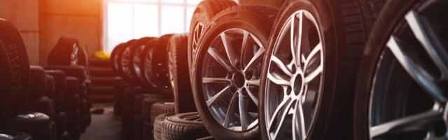 What's The Difference Between Kelly And Goodyear Tires?