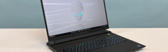 Alienware m18 R2 review: Big battlestation with clicky keys