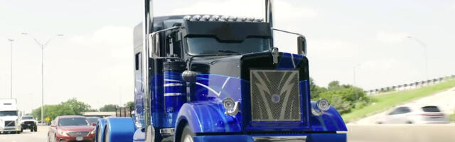 Why This Kenworth Semi Is Known As The World's Most Modified Truck