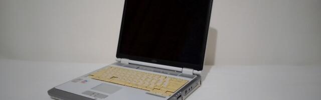 Будни ретрокомпьютерщика: Fujitsu FMV-Biblo NB75J