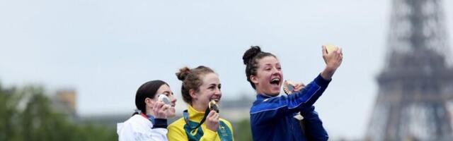 Samsung Galaxy Z Flip6 prominently featured in awards ceremonies at Paris Olympics