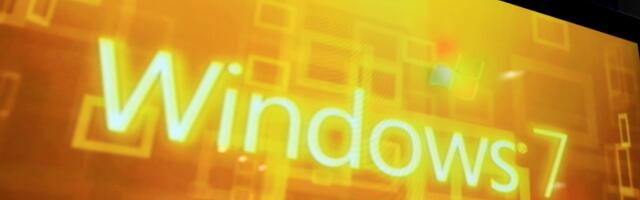 Windows 7 users with a solid background color faced delayed login process — it took four months for Microsoft to fix