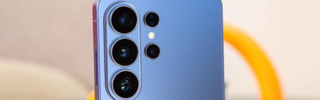 Samsung Galaxy S26 Ultra in for review